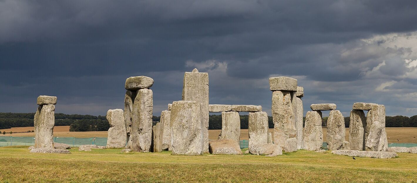 Stonehenge standing stones on Salisbury Plain, Wiltshire